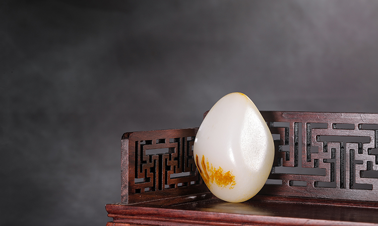 籽料：幾百萬(wàn)難求一塊的，買的可能是寂寞